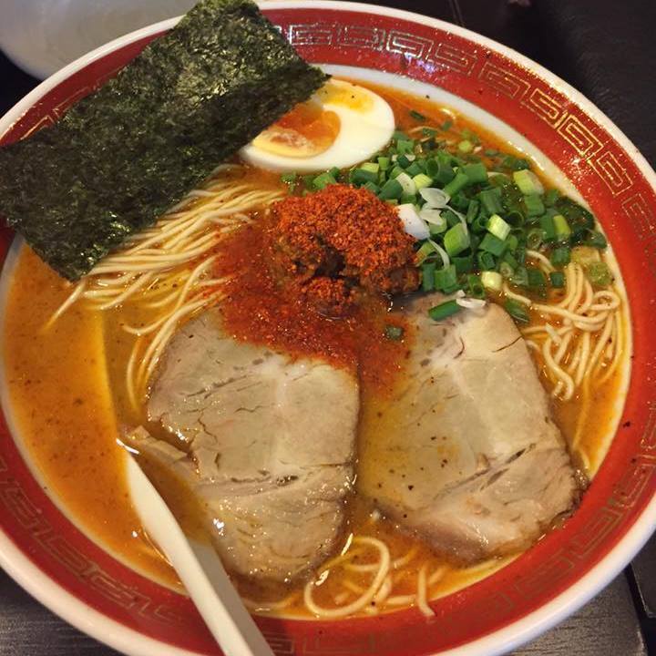 豚骨ラーメン赤