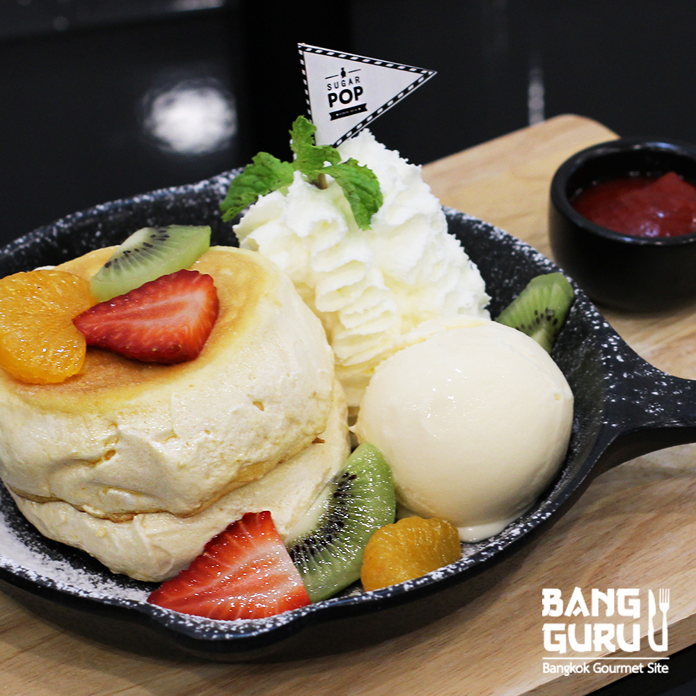 これぞ日本のスイーツ? 「東京ふわふわパンケーキ・ミックスフルーツ」
